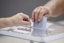 Γαλλία: Στο ιστορικό ρεκόρ του 57% έως 58% η αποχή, σύμφωνα με εκτιμήσεις