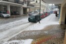 Άσπρισαν οι δρόμοι της Ξάνθης από την ισχυρή χαλαζόπτωση που θύμιζε χιόνι