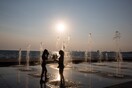«Καμίνι» όλη η χώρα - Σε επιφυλακή οι δήμοι για τον καύσωνα