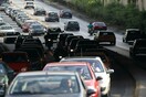 Oδηγοί στην Αθηνών-Κορίνθου κινούνταν με όπισθεν στο αντίθετο ρεύμα για να "προσπεράσουν" μποτιλιάρισμα