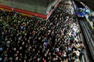 Πότε θα σπάσουμε το όριο των 8 δισ. ανθρώπων στον πλανήτη και ποιες χώρες απειλούνται με μεγάλη μείωση πληθυσμού