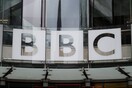Το BBC «παραδέχεται» τον σεξισμό προς τους υπαλλήλους και αποκαλύπτει για πρώτη φορά τις υψηλότερες αμοιβές
