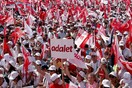 Χιλιάδες διαδήλωσαν στην Κωνσταντινούπολη για την «πορεία της δικαιοσύνης»