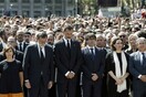 Ενός λεπτού σιγή στη Βαρκελώνη - «Δεν φοβόμαστε» φώναξαν στη συνέχεια χιλιάδες Ισπανοί