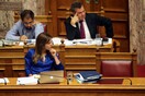 Αντιδράσεις στη Βουλή - Η κυβέρνηση απέσυρε το άρθρο για τη «βλαπτική μεταβολή» που προστάτευε τους εργαζόμενους