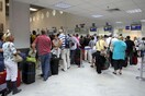 Αναστάτωση στο αεροδρόμιο Ηρακλείου από άντρα που πέταξε πυροσβεστήρα στο σαλόνι των VIP
