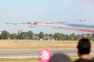 Athens Flying Week 2017: Εντυπωσιακές αεροπορικές επιδείξεις με πιλότους απ' όλο τον κόσμο