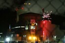 Γαλλία: Συνελήφθησαν ακτιβιστές της Greenpeace που εισέβαλαν σε πυρηνικό σταθμό και έριξαν πυροτεχνήματα