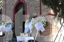 Θρήνος στη κηδεία μάνας και κόρης στο Μαρκόπουλο- Τραγική φιγούρα ο πατέρας