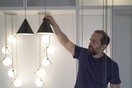 Ο Κύπριος σχεδιαστής φωτιστικών Μάικλ Αναστασιάδης εξυμνεί τον ταπεινό, ηλεκτρικό λαμπτήρα