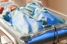 Χαλκιδική: Στο νοσοκομείο βρέφος που έπεσε από τα χέρια ιερέα