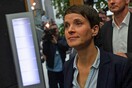 H πρώην αρχηγός της AfD Φράουκε Πέτρι ίδρυσε «το μπλε κόμμα»