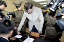 Σάλος από την δήλωση Τραμπ ότι πιστεύει τον Κιμ Γιονγκ Ουν για τον θάνατο του Αμερικανού φοιτητή