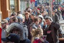 Καναδάς: Ουρές έξω από τα πρώτα ιδιωτικά καταστήματα πώλησης κάνναβης