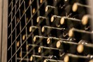 Κιλκίς: Διαρρήκτες έκλεψαν εκατοντάδες μπουκάλια ακριβού κρασιού