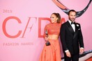 CFDA 2019: Τα Όσκαρ της μόδας - Διάσημοι στο κόκκινο χαλί για τα fashion βραβεία της Νέας Υόρκης