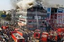 Τραγωδία στην Ινδία: Δεκάδες μαθητές νεκροί από πυρκαγιά σε εμπορικό κέντρο