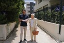 Τη μέρα που ο Γιώργος Καπουτζίδης και η Έφη Παπαθεοδώρου βγήκαν για να πληρώσουν λογαριασμούς