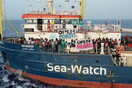 Ιταλία: Ο Ματαρέλα, υπέγραψε το νόμο Σαλβίνι για πρόστιμα σε ΜΚΟ που σώζουν μετανάστες