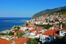 Συναγερμός στη Λέσβο: Οικογένεια θετική στον κορωνοϊό - Έκλεισαν το Κέντρο Υγείας και μία καφετέρια