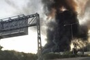 Φωτιά σε εργοστάσιο πλαστικών - Κλειστή η εθνική οδός Αθηνών-Λαμίας στο ύψος της Μεταμόρφωσης