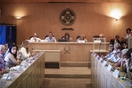 «Μπλοκάρισμα» της Χρυσής Αυγής στη συνεδρίαση του Δήμου Αθηναίων - Διακομματικό μήνυμα