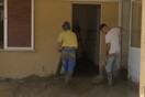 Νέοι από το Μάτι στο πλευρό των πλημμυροπαθών της Εύβοιας- Ζημιές σε 1.700 κτίρια