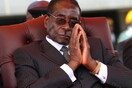 Η σορός του Μουγκάμπε έφτασε στη Ζιμπάμπουε - Συνεχίζεται η διαμάχη για τον τόπο ταφής