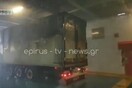 Hγουμενίτσα: Σοβαρές ζημιές σε φορτηγά και εμπορεύματα από τη φωτιά στο Olympic Champion