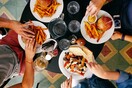 8 ιδανικές στιγμές για να καλοκεράσεις και να... καλοπεράσεις!