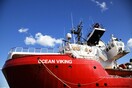 SOS Mediterranee: Αναζητά ασφαλές λιμάνι για 104 μετανάστες