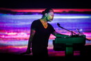 Ο Thom Yorke και ο Brian Eno παραδέχτηκαν ότι είναι «υποκριτές του κλίματος»