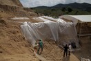 Αμφίπολη: Θωρακίζεται για προστασία από τις καιρικές συνθήκες το μνημείο