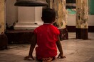 Skype Αθήνα-Myanmar με την «μανούλα-γαμώ τα άτομα»*