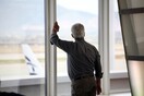 250.000 Έλληνες μετανάστες στο εξωτερικό λόγω κρίσης: Γιατί φεύγουν, τι ηλικία έχουν, ποιες χώρες προτιμούν
