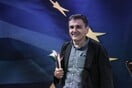 Ο Τσακαλώτος κάλεσε τους δημοσιογράφους να βάλουν "ένα χεράκι" για να φύγουν τα capital controls