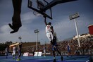 Κοσμοσυρροή στη Γκράβα χτες για το σόου των Αντετοκούνμπο