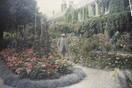 Σπανιότατο φιλμ με τον Claude Monet να ζωγραφίζει στο κήπο του
