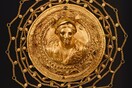 Δείτε τους εκτυφλωτικούς θησαυρούς της Περγάμου όπως εκτίθενται τώρα στη Νέα Υόρκη