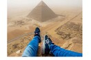 18χρονος σκαρφαλώνει στις πυραμίδες και γίνεται ανεπιθύμητος στην Αίγυπτο για πάντα!