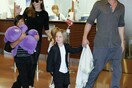 Η Αντζελίνα Τζολί θέλει να αποκόψει εντελώς τον Μπραντ Πιτ από τα παιδιά τους