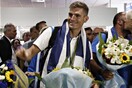 Αποθέωση για τον Σπύρο Γιαννιώτη που επέστρεψε στην Αθήνα