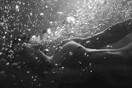 Ο Bruce Weber αποτυπώνει μαγικά τον αισθησιακό παράδεισο της σικελικής θάλασσας