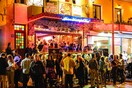 Το Hot Hot Burger Bar κάνει πάρτι