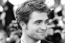 Αυτό το Σάββατο λέω να βγω με τον Robert Pattinson. Εσύ;