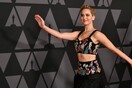 «Armpit Vaginas»: Το νέο άγχος των σταρ που δεν θέλουν οι μασχάλες τους να μοιάζουν με αιδοίο