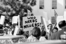 Ο σκηνοθέτης του «I am not your negro» μιλά στο LIFO.gr για τον ρατσισμό και το διαχρονικό έργο του Τζέιμς Μπόλντουιν