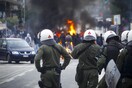 Σοβαρά επεισόδια στον Πειραιά - Οπαδοί του Ολυμπιακού συγκρούστηκαν με την Αστυνομία
