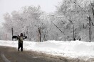 Ο καιρός της Τετάρτης: Χαμηλές θερμοκρασίες, καταιγίδες και χιόνια