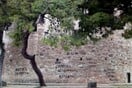 «Έλληνας δε γεννιέσαι, καταντάς» - Αντιεξουσιαστές έγραψαν συνθήματα στον Λευκό Πύργο